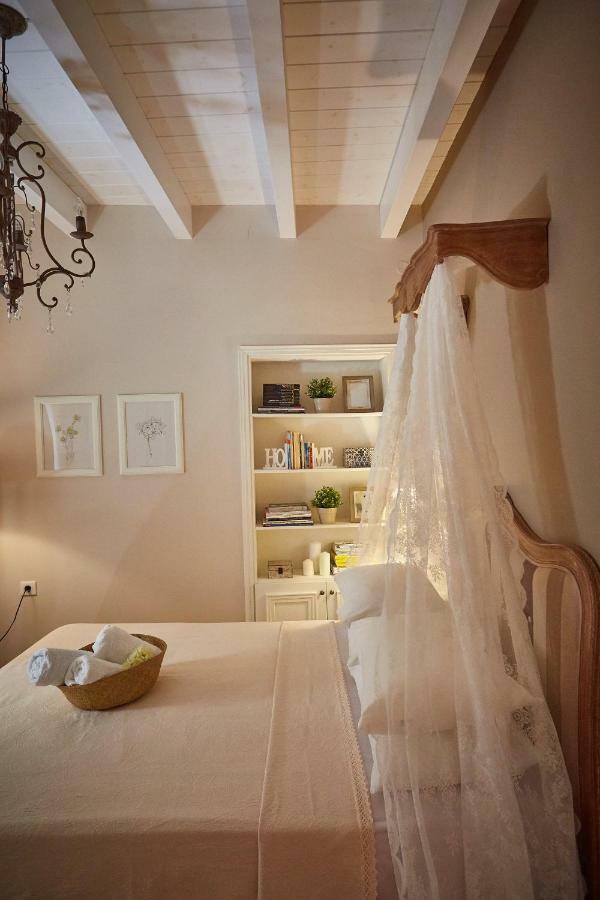 Lianelia Luxury Village House Argyrades Экстерьер фото