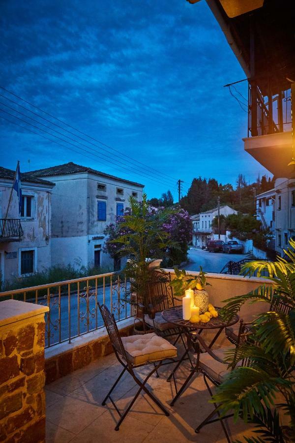 Lianelia Luxury Village House Argyrades Экстерьер фото