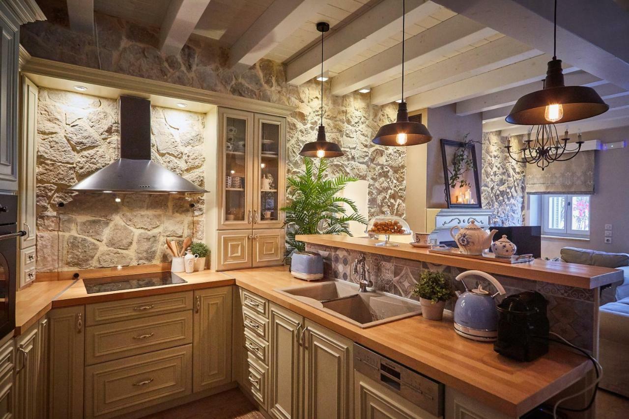 Lianelia Luxury Village House Argyrades Экстерьер фото